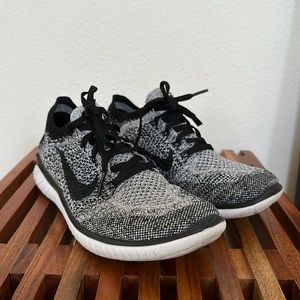 🔅Nike Free RN Flyknit 2018 Women’s Running Shoes Size 8 Black Oreo